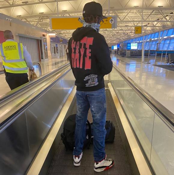 Meet your Posher, Mak - Picture 1 of 1